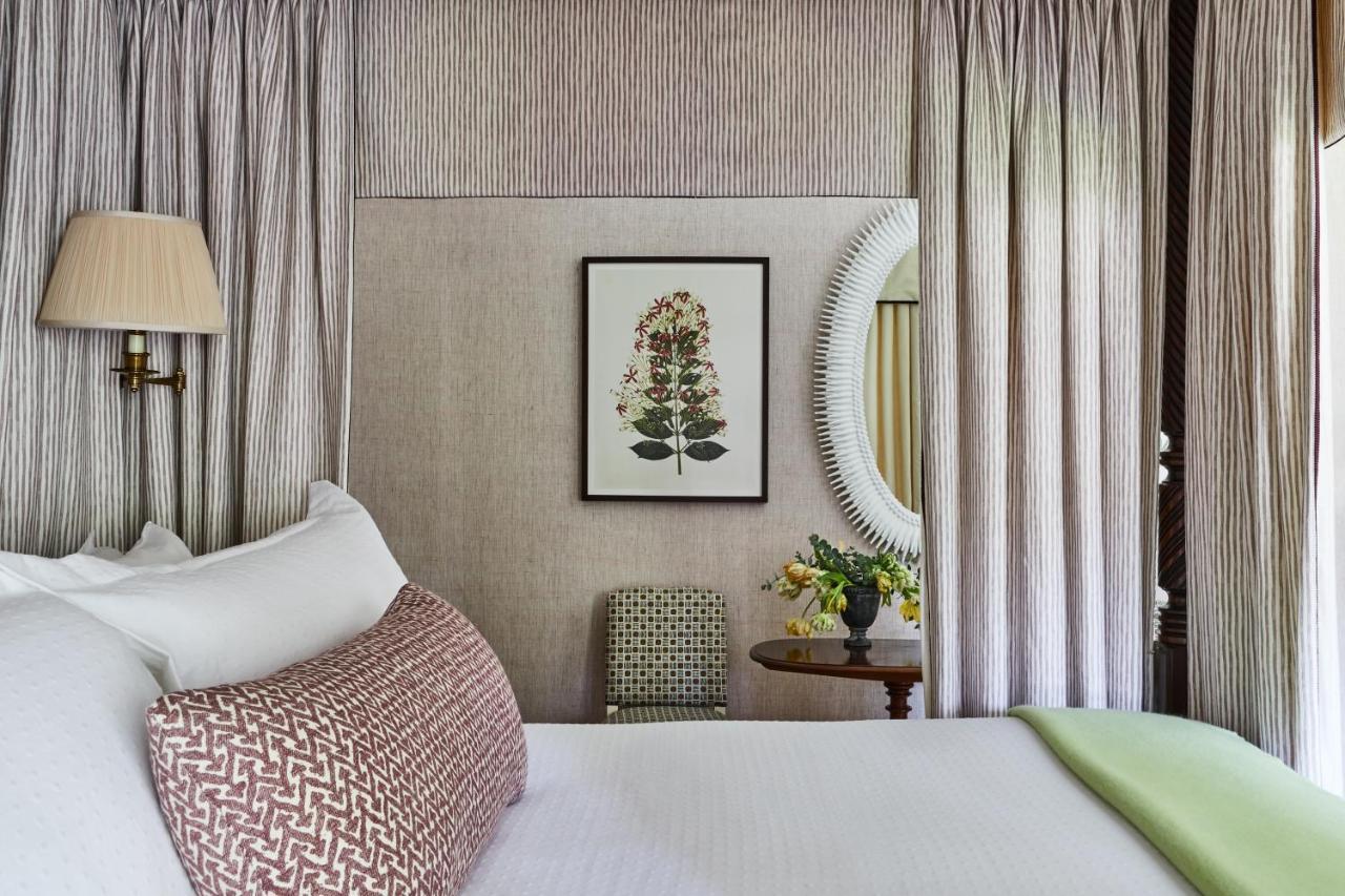 The Mayflower Inn & Spa, Auberge Resorts Collection Washington エクステリア 写真