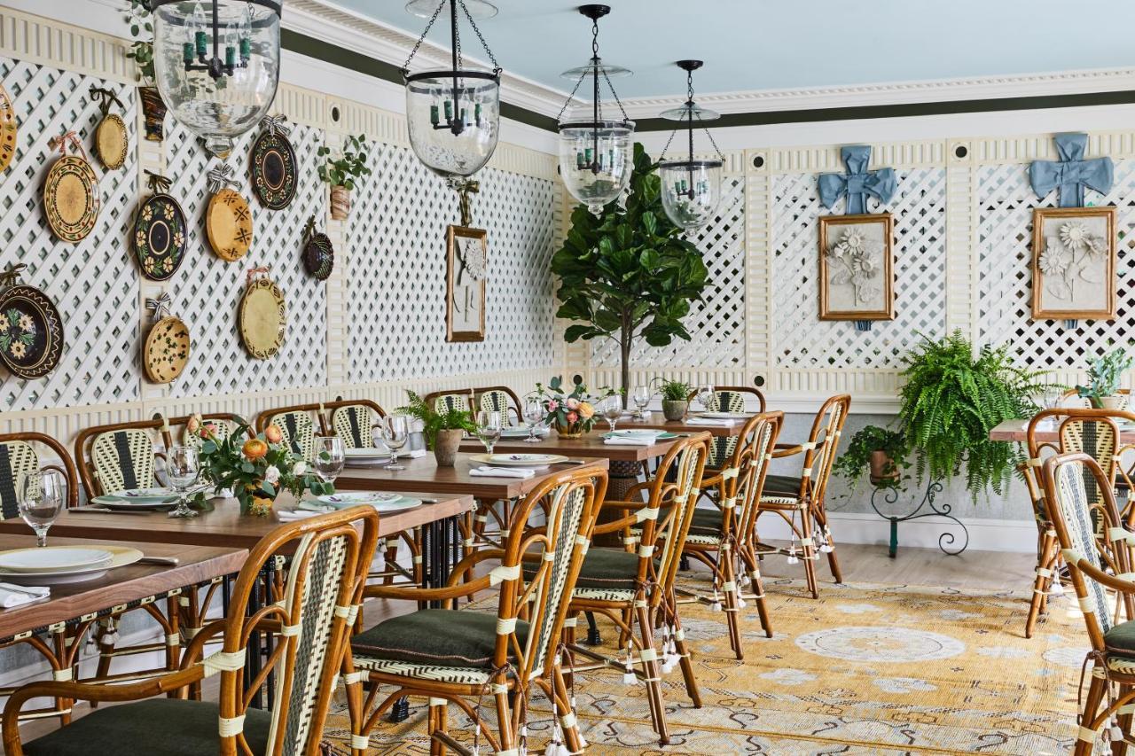 The Mayflower Inn & Spa, Auberge Resorts Collection Washington エクステリア 写真