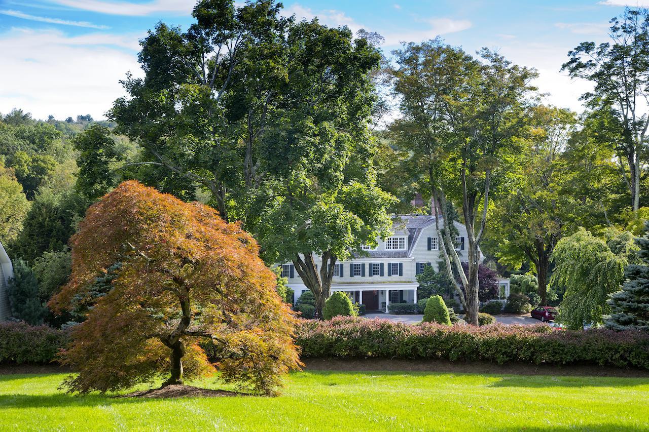 The Mayflower Inn & Spa, Auberge Resorts Collection Washington エクステリア 写真